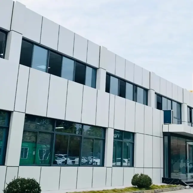 従来のフラットアルミニウム単パネルカーテンウォール