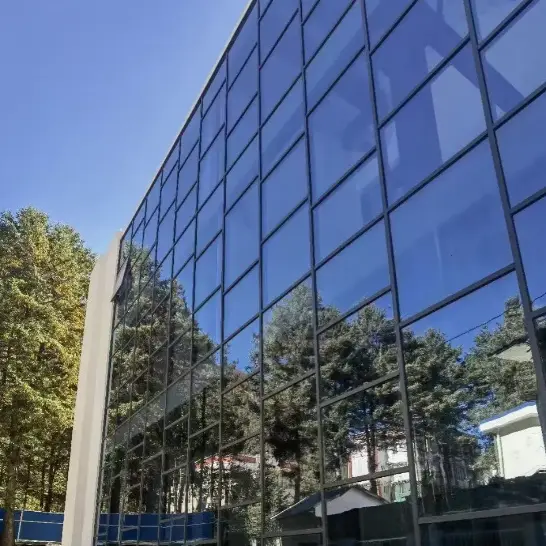 フレーム付きカーテンウォール